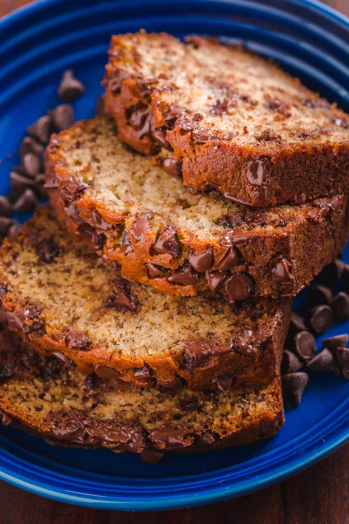 Bakery-Quality Chocolate Chip Banana Bread: Secrets for Moist & Flavorful